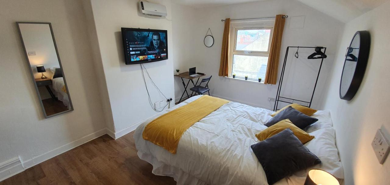 Fast Broadband, Budget Stay, Free Netflix. Кардіфф Екстер'єр фото